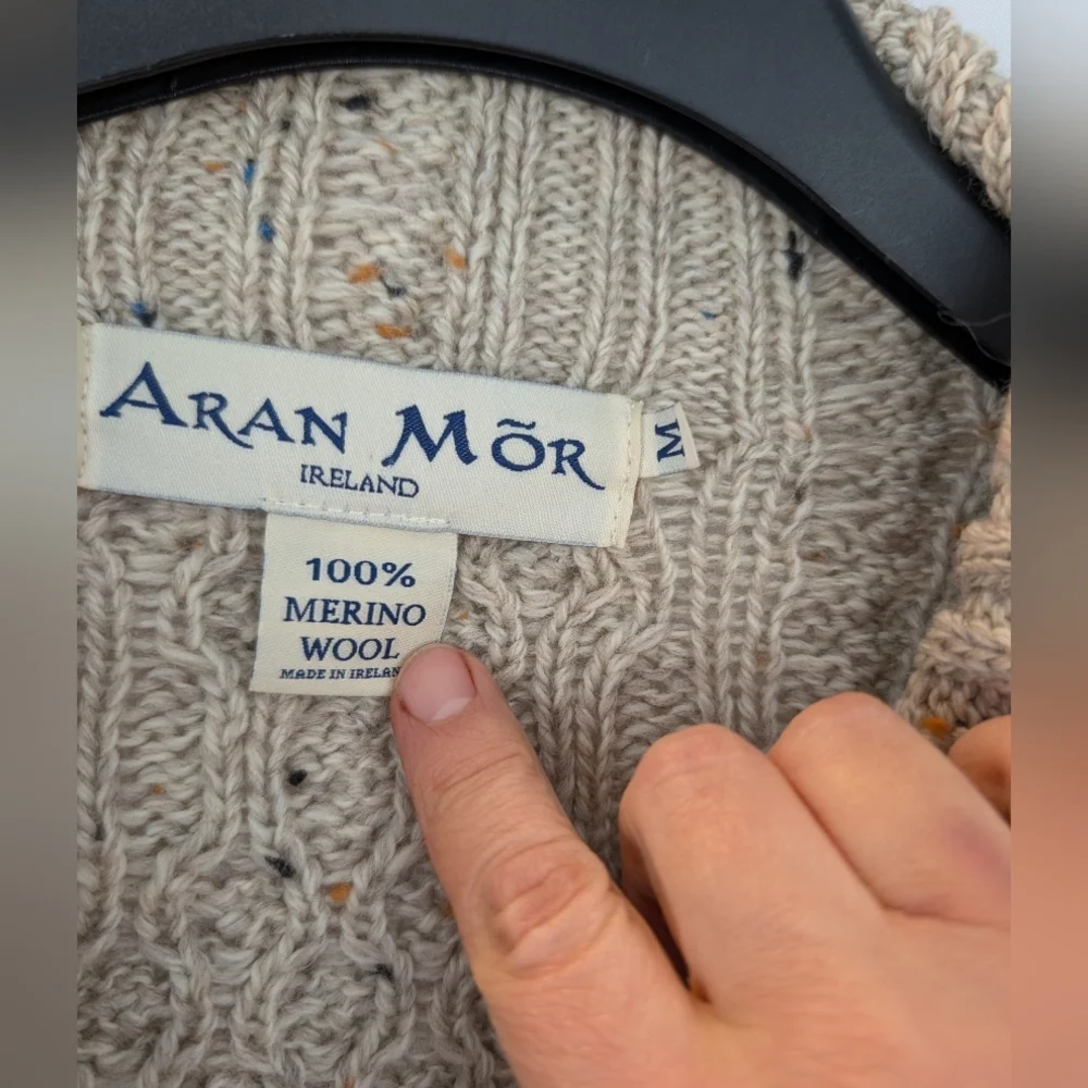 Aran Mor Cream Cable Knit Sweater Cardigan Size M In EUC - Picture 2 of 8